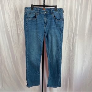 Tommy Bahama Sand Drifter Straight Jeans 35/32